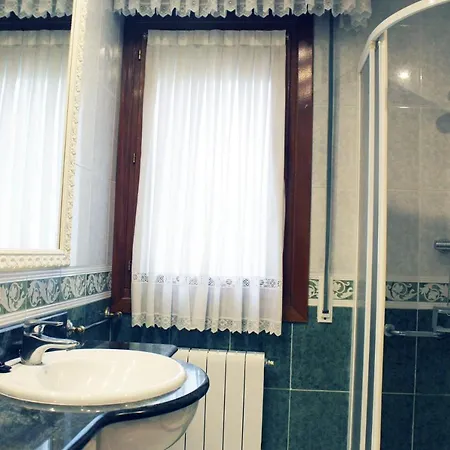 Lasai Con Parking Directo * Бильбао